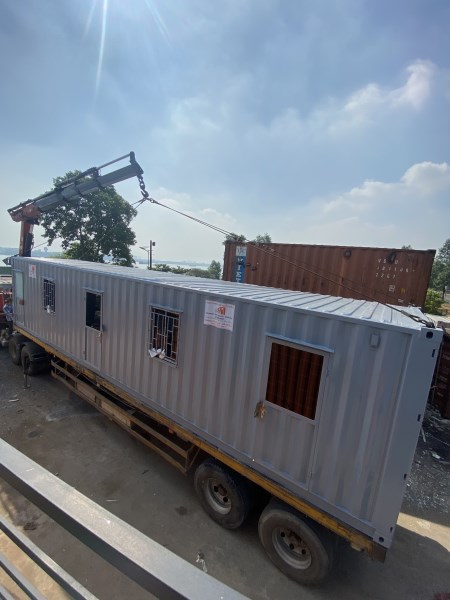 Container văn phòng 40 feet có nhà vệ sinh - Container Thahoco - Công Ty TNHH Kỹ Thuật Dịch Vụ Thahoco